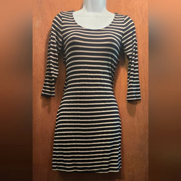 Necessary clothing black&tan stripped cross back stretchy dress SO CUTE! szS - Picture 2 of 7